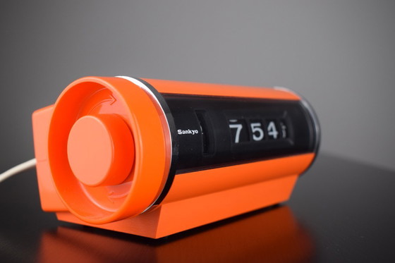 Image 1 of Sankyo flip clock model 401c