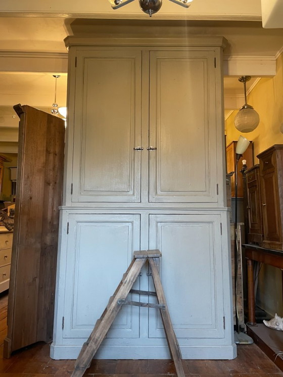 Image 1 of Vitrine haute de cuisine 266 cm, style français