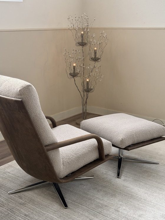 Image 1 of Fauteuil pivotant/allée Leolux Kudo avec repose-pieds NEUF