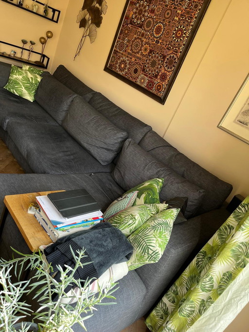 Shed 5 Ekmond Bench With Divan Right