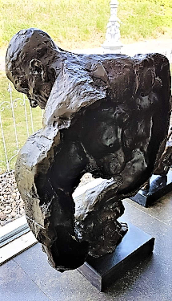 Image 1 of Estatua de bronce del torso de un culturista