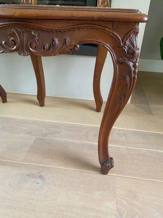 Set Antieke Louis XV-Stijl Met Sierlijk Snijwerk In Rococostijl – Eetkamerstoelen, Wood (photo 3 of 5)