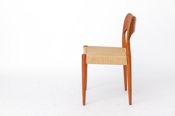 Image 1 of 6 sillas de comedor danesas diseñadas por Arne Hovmand-Olsen para Mogens Kold, sillas de teca de mediados de siglo de la década 