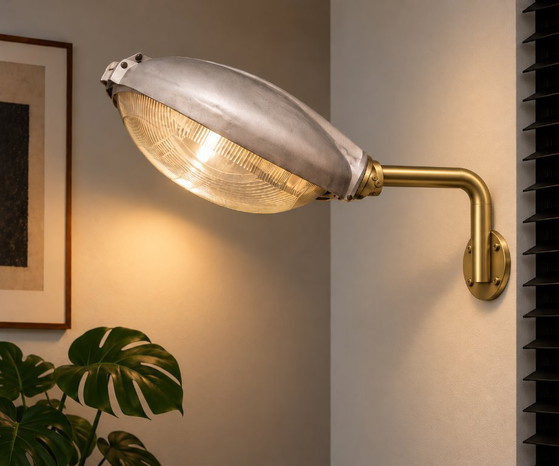 Vintage Philips Wall Light – Metal (photo 2 of 9)