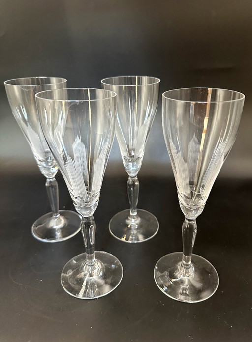 4 x 1960s champagne glasses, etched design