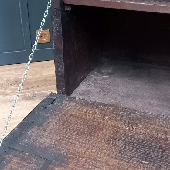 Image 1 of coffre en bois de châtaignier du XVIIIe siècle