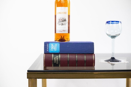 Image 1 of Table basse élégante avec plateau en verre fumé