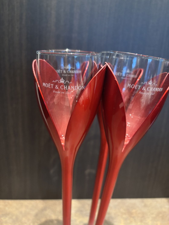 Image 1 of Moët and Chandon 4 red tulip flutes with original Moët Chandon glasses including holder