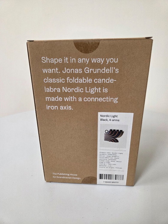 Image 1 of Portavelas nórdico de 4 brazos negro de Jonas Grundell para Design House Stockholm