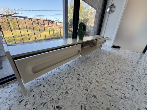 Image 1 of HK LIVING furniture Space