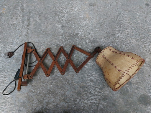 Aplique de pared de acordeón vintage