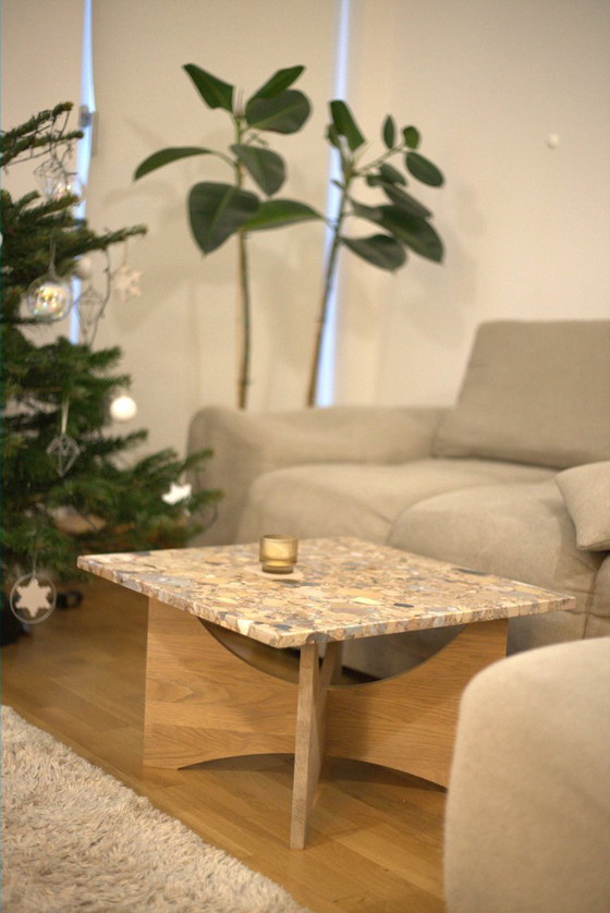 Image 1 of Ceppo Rosso quadrata coffee table made of natural stone and solid oak wood