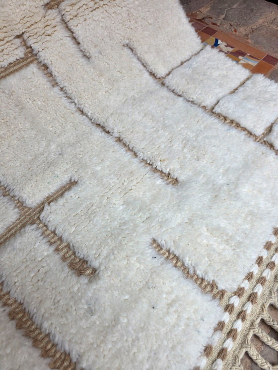 Image 1 of Small Modern Beni Ourain rug 150 x 99 cm 