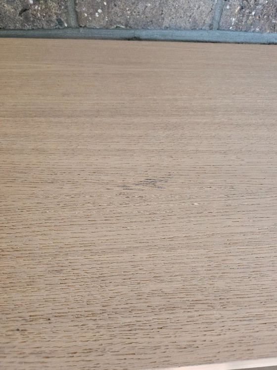 Image 1 of Table d'appoint moderne avec tiroir