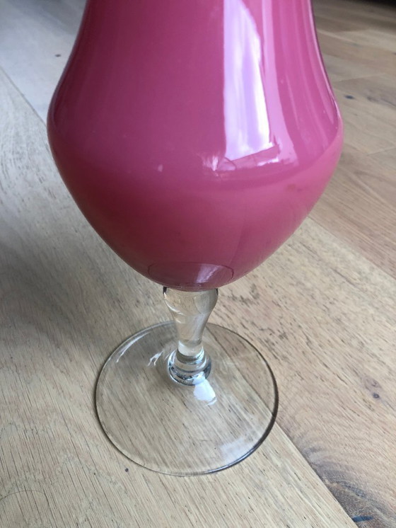 Image 1 of Gran jarrón con pie opalino