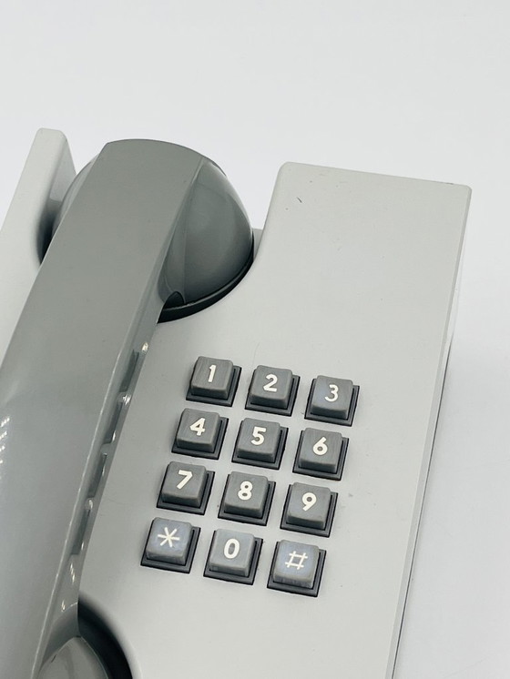 Image 1 of 80s Belgian telephone