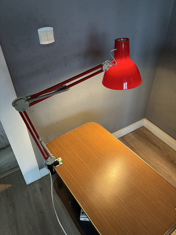 Lampada da architetto Luxo PL-85 di Jacob Jacobsen, anni '60, Lampade da tavolo, Metallo, Plastica, Rosso, 1960 (foto 8 di 8)