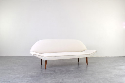 Mid Century Dänisches Teakholz-Sofa, 1960er Jahre.