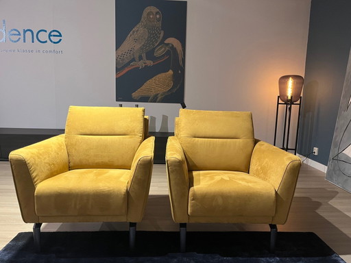 Paian Alcantara – Évidence, fauteuils (photo 2 of 2)