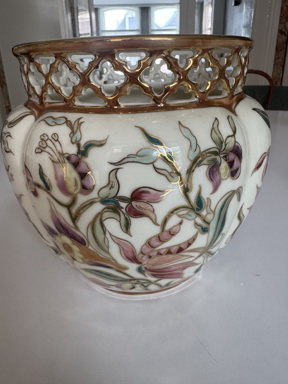 Image 1 of Zsolnay Pécs Hand-painted Art Nouveau Cachepot | Model 1064 | Approx. 1900-1930