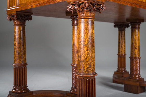 Image 1 of Wilhelmine Sekretär in Nussbaum & Edelholzfurnier mit Lederplatte