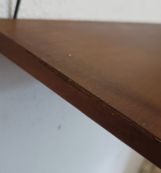 Elegante estante de pared de los años 50 con 1 estante. – Estanterías de pared, Metal, Wood, Vintage (photo 7 of 8)