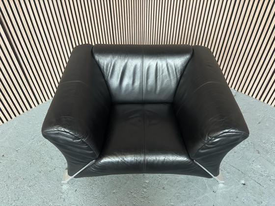 Rolf Benz 332 Leather Armchair Black 120x90 (photo 5 of 7)