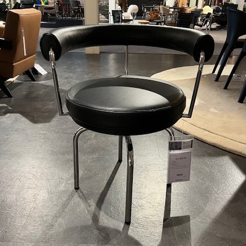 Image 1 of Sedia da pranzo Cassina LC7 Tournant