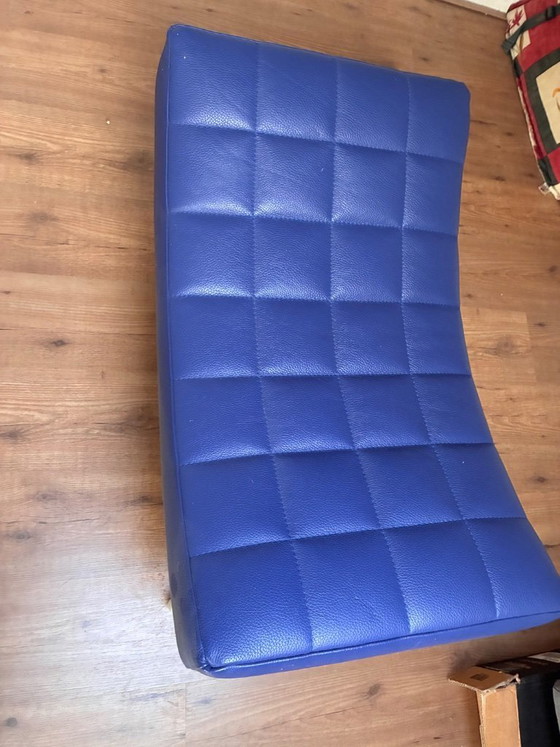 Image 1 of Deux fauteuils Leolux Volare avec repose-pieds