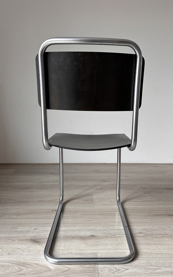 Image 1 of 4x Gispen 101 design dining chairs