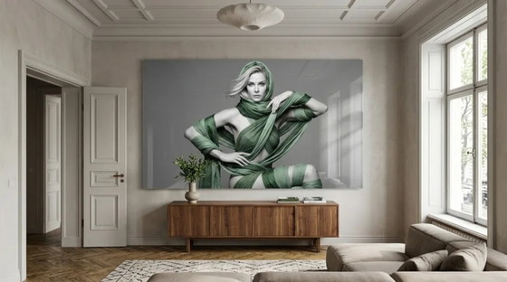 Image 1 of Quadro di lusso: sensuale ritratto di donna, stampa artistica su vetro acrilico, 180 × 105 cm.