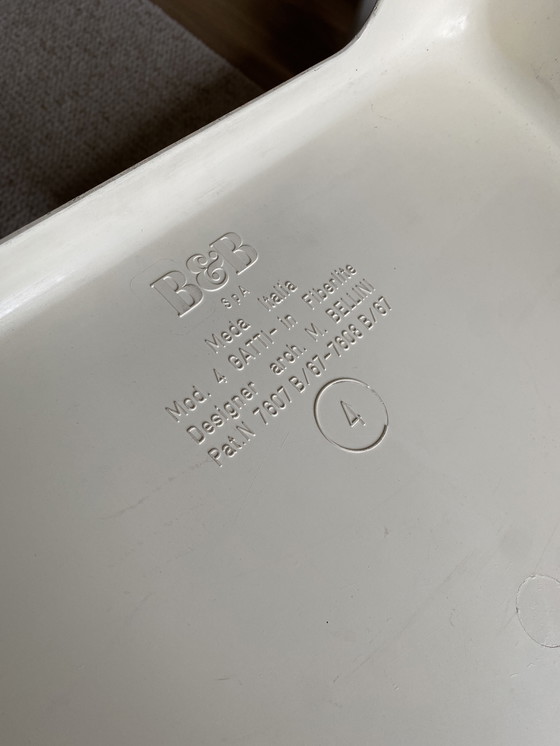 Image 1 of B&B Italia 4 Gatti tables by Mario Bellini
