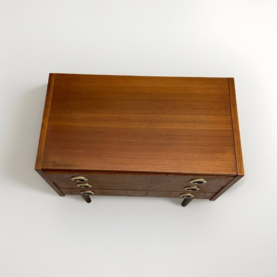 Image 1 of Commode en teck vintage Danish Design des années 1960
