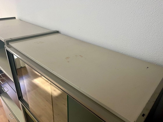 Image 1 of Gispen 5600 modular wall cabinet Andre Cordemeyer