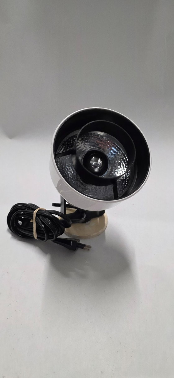 Image 1 of Projecteur Fagerhults vintage. Blanc, en plastique, style années 70.