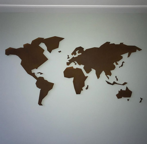 Carte Geomundi en acier corten