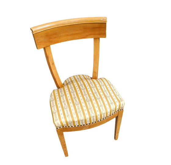 Sedie Biedermeier in Legno di Ciliegio Abbinate, Set Tavolino, Consolle a Treppiede – Set da pranzo (photo 18 of 24)