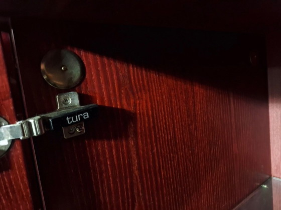 Image 1 of Buffet italien convexe en parchemin laqué par Aldo Tura