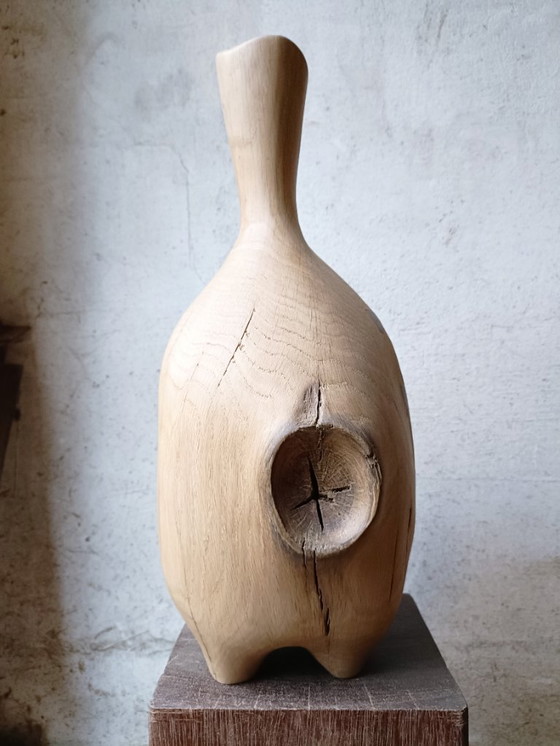 Image 1 of Gran jarrón/escultura en roble macizo tallado