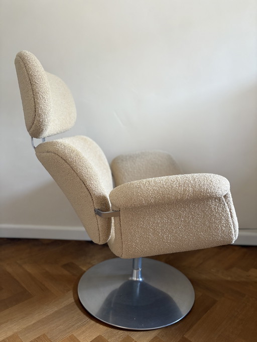 Artifort Big Tulip by Pierre Paulin bouclé (draaifauteuil)