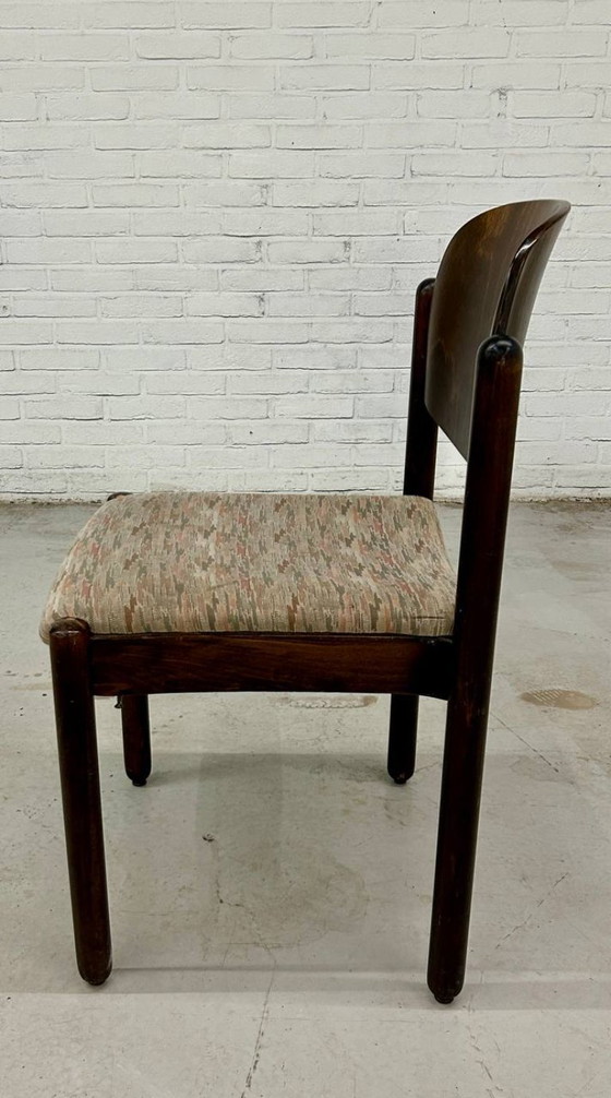 Image 1 of Lotto 69 sedie impilabili in legno vintage