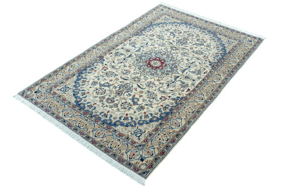 Image 1 of Handgeknoopt oosters tapijt Nain 9La - 200 x 127 cm - met zijde - Fijngeknoopte kunst