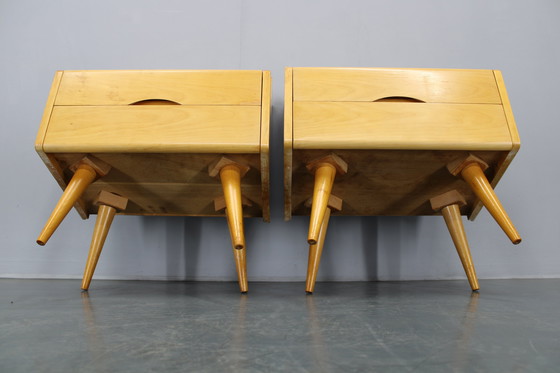 Image 1 of Nachtkastjes en ladekast met glazen legplank uit 1960, Tsjecho-Slowakije