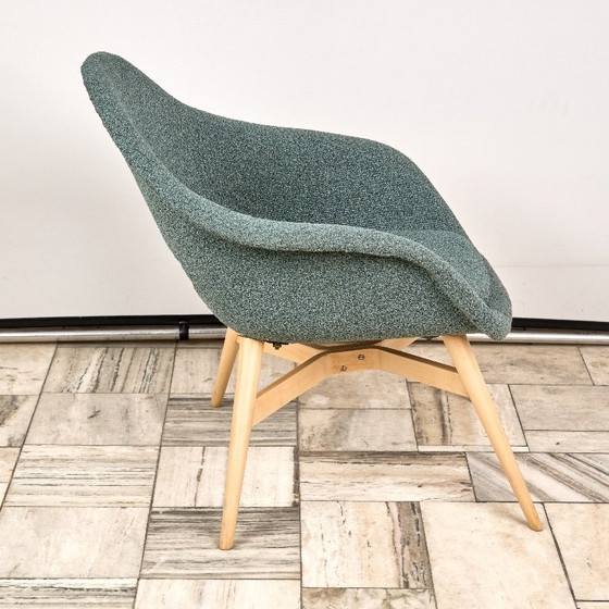 Image 1 of Vintage Shell Lounge Chair van Miroslav Navratil, jaren 60, Tsjechoslowakije