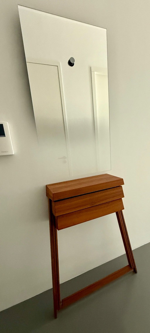 Armoire pivotante Arco + version miroir fiction. Ombre dégradée
