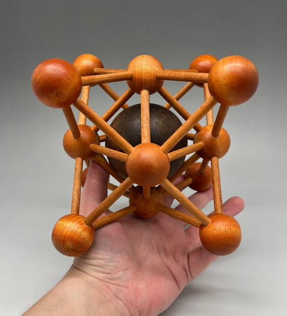 Image 1 of Modello in legno di metà secolo / struttura molecolare – oggetto di design geometrico – circa anni '50-'70