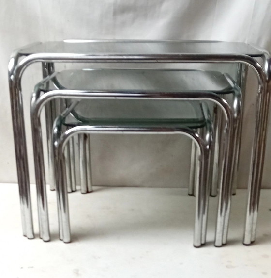 Image 1 of Tables gigognes vintage en chrome