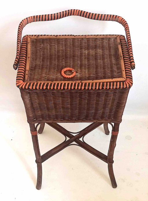 Travailleuse osier Années 50 Hauteur 72,5 cm