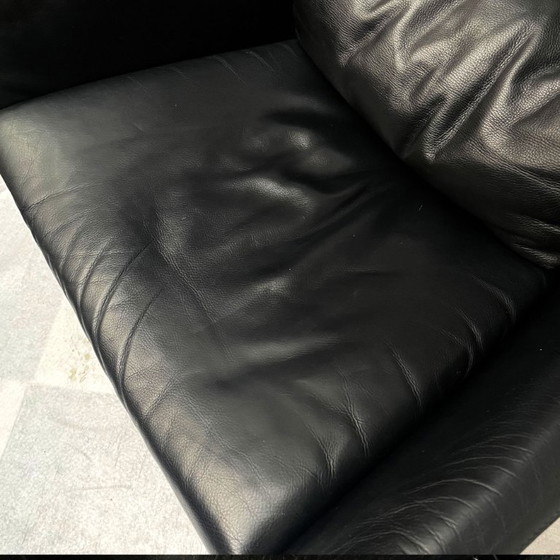 Poltrona girevole Maua in pelle nera, modello Design On Stock – Sedie girevoli, Metal, Leather (photo 13 of 16)