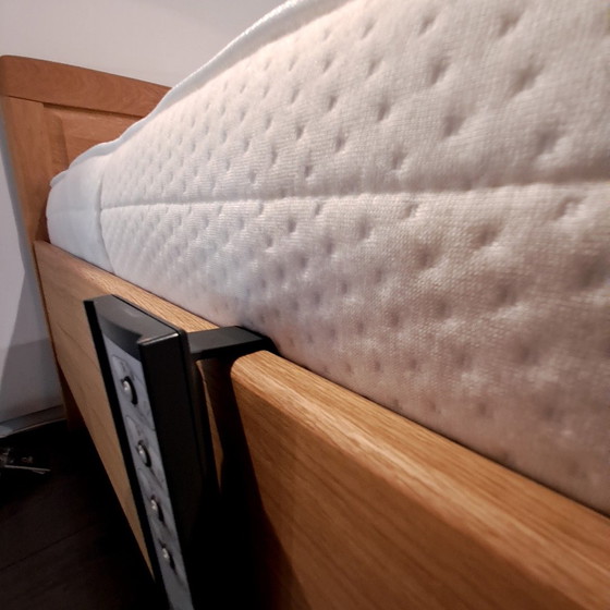 Image 1 of The Linde Brugge bed - 90x200 adjustable
